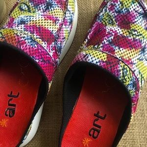 Art Company Platform Mules